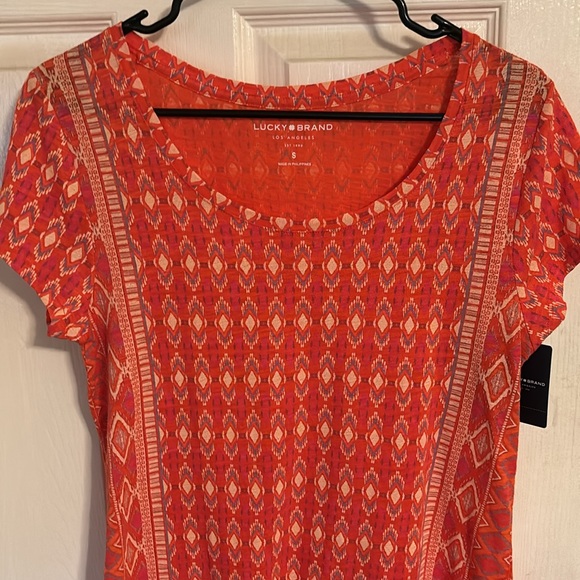 NWT Women’s Lucky Brand Printed Boho Tee S MSRP $39.50 - Picture 2 of 4